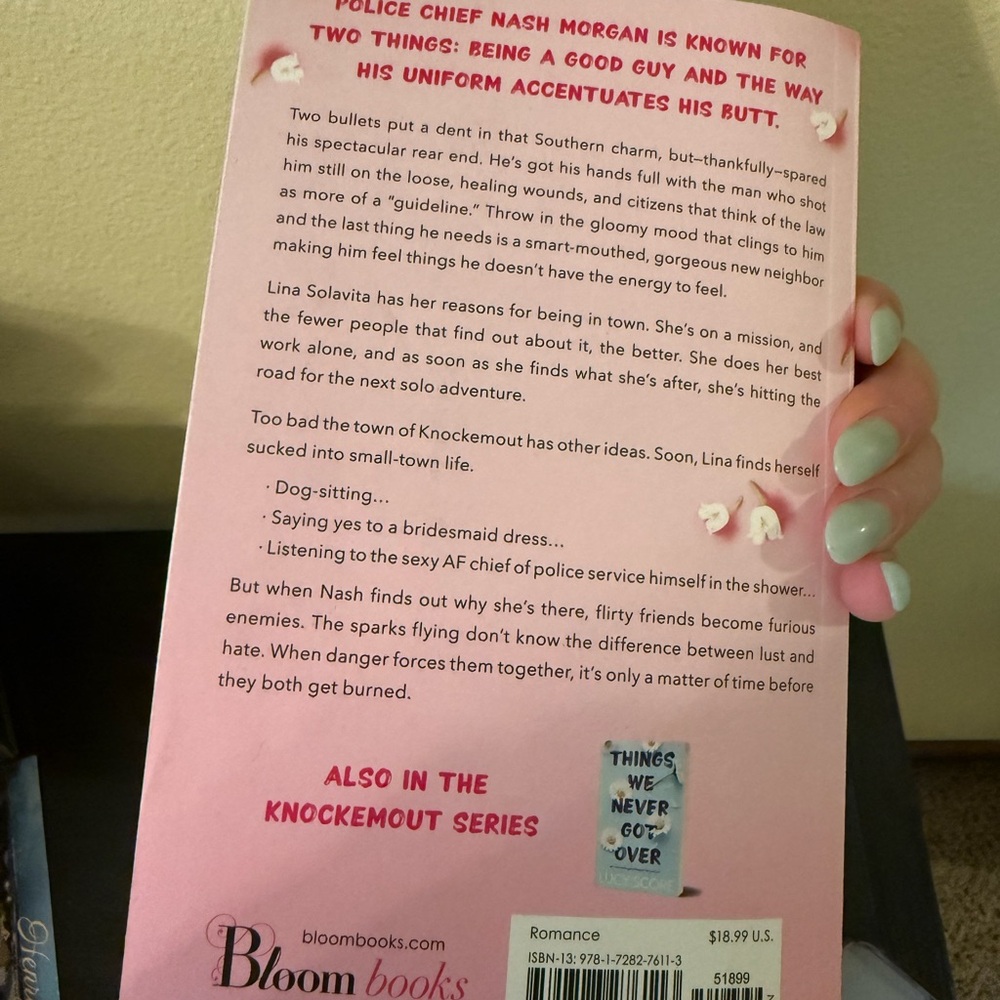 Brand new never read things we hide from the light - Picture 2 of 4